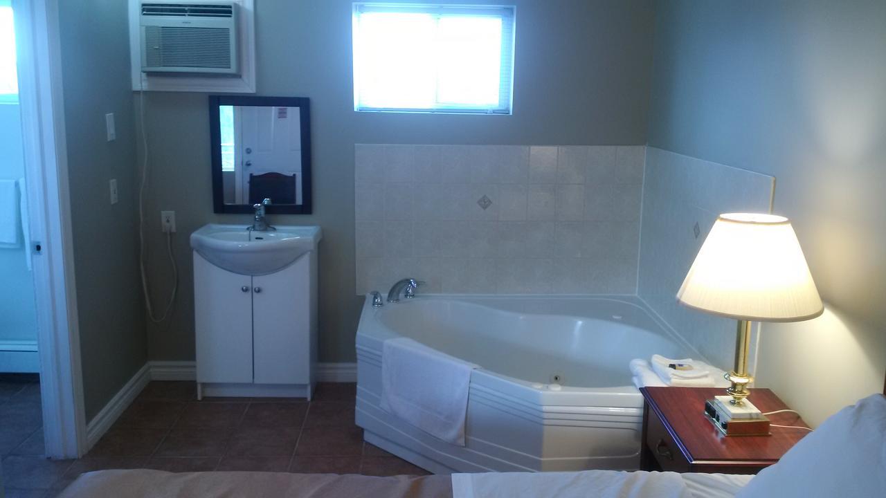 The Highlander Inn Niagara Falls Ngoại thất bức ảnh